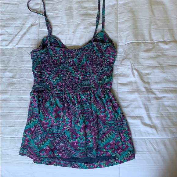 Cute billabong top - Picture 3 of 6